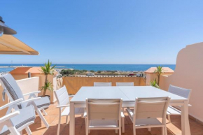 AR22 Belgravia Club, Estepona